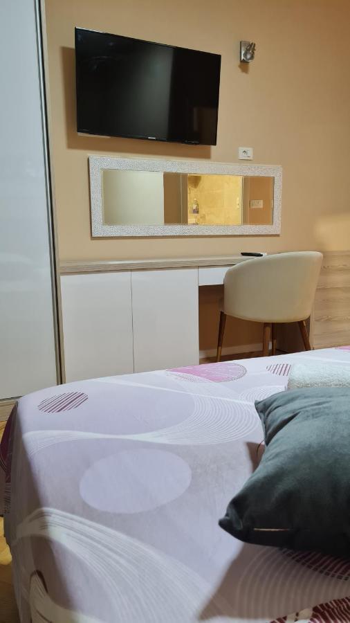 Apartments Prizmic ポドストラナ エクステリア 写真